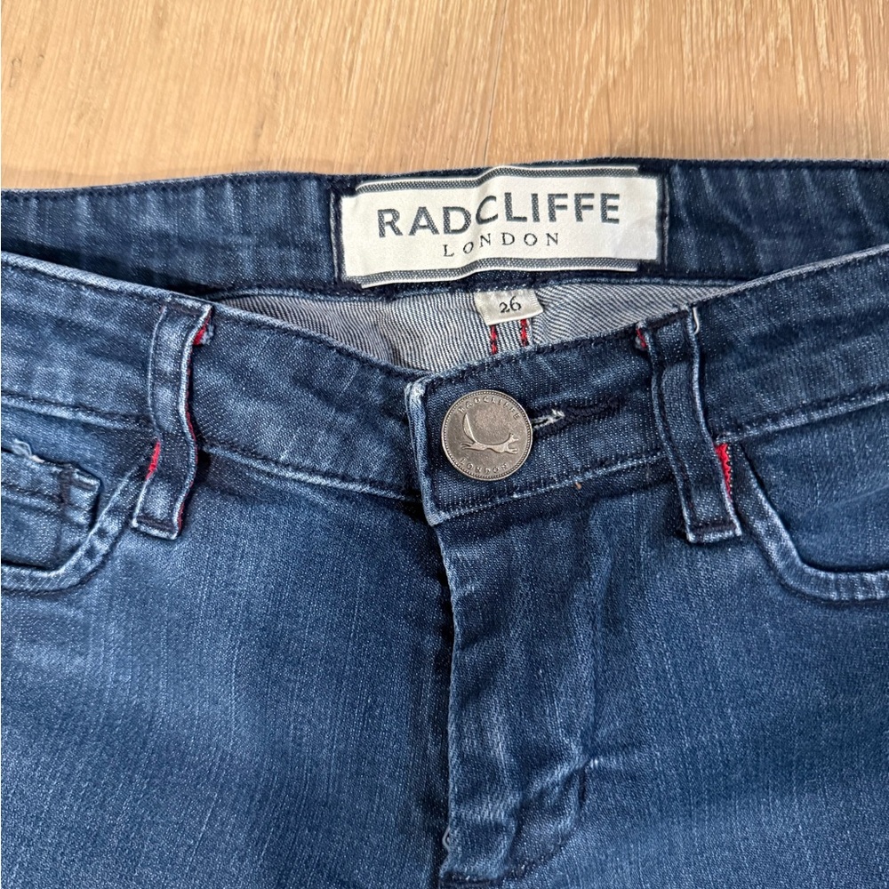 Radcliffe London | Low Rise Blue Jeans w Red Detail Sz 26